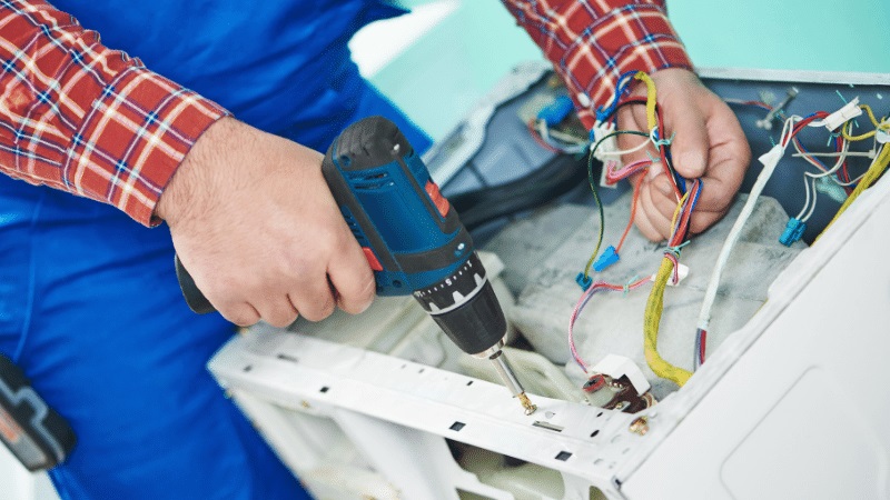 Selendi Altus Altus çamaşır makinesi kart tamiri – Su almama arızası orijinal parça ile giderildi. - Teknik servis örneği